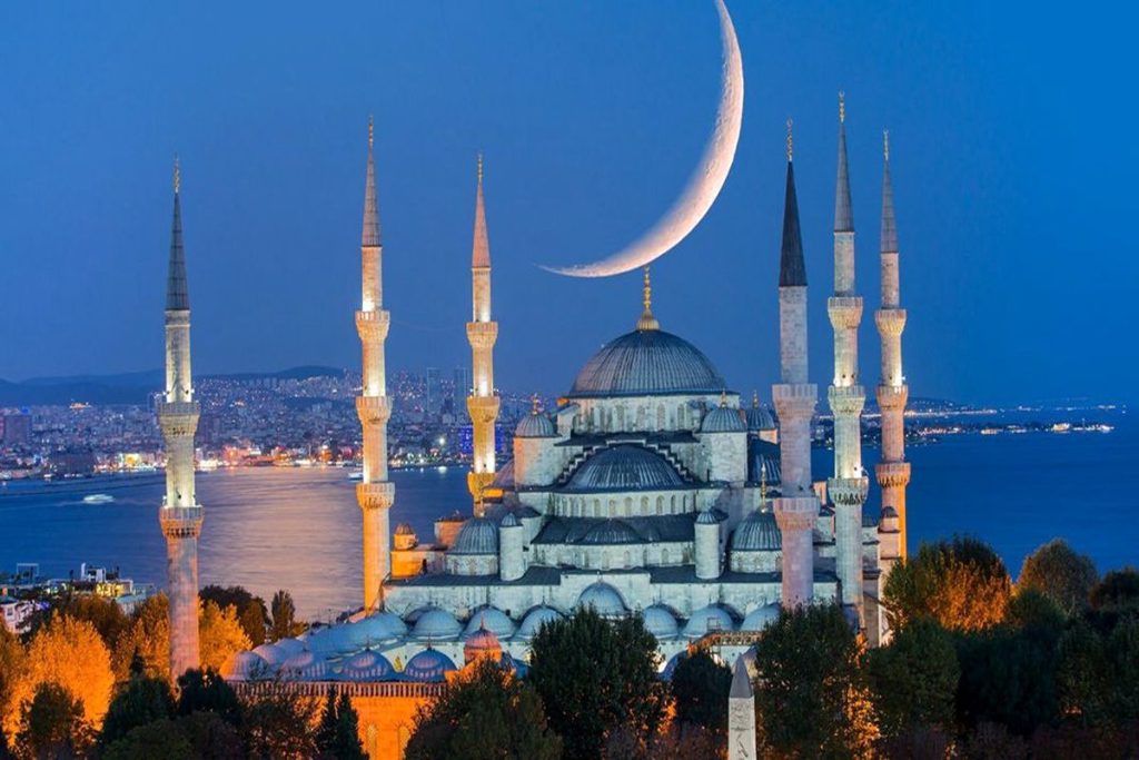 سفر به استانبول بدون تور