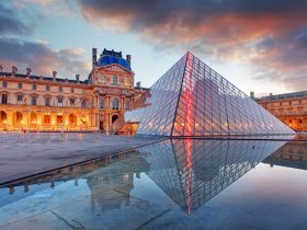 موزه لوور بناهای تاریخی پاریس